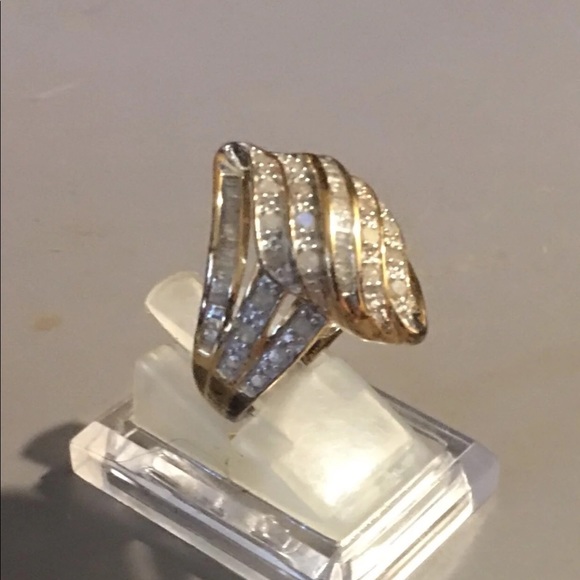 White Diamonds (Kay Jewelers) - Picture 2 of 7